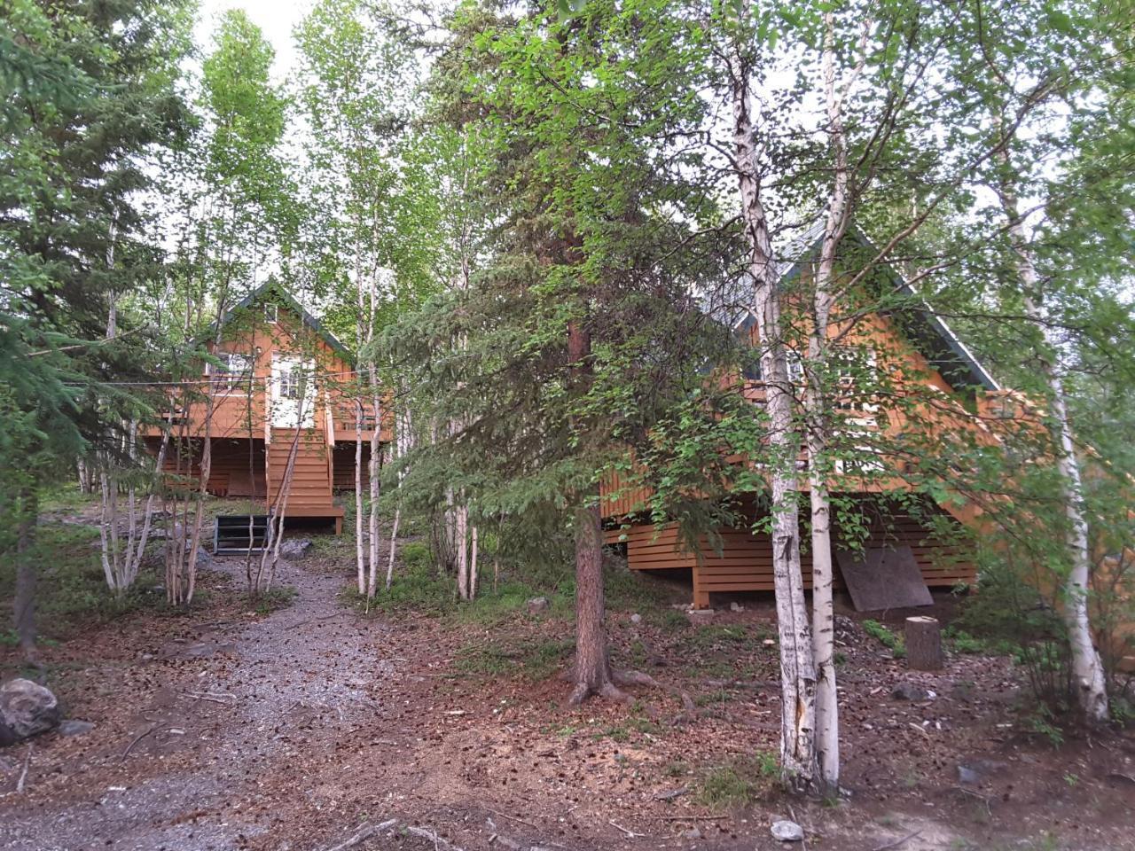 Yellow Dog Lodge, Inc. Yellowknife Exterior foto
