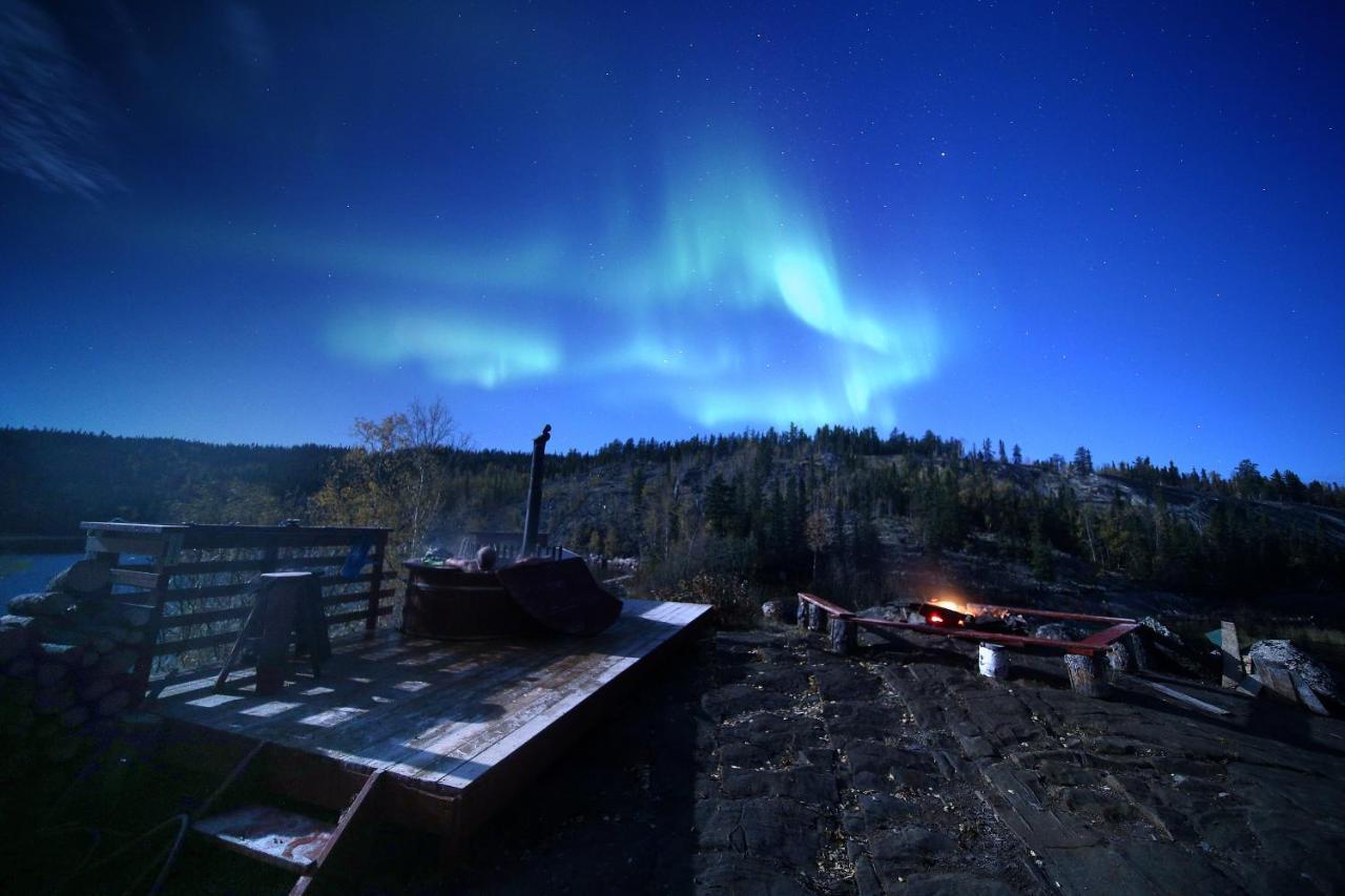 Yellow Dog Lodge, Inc. Yellowknife Exterior foto